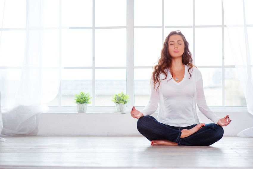 آموزش یوگا در خانه برای لاغری و کاهش استرس