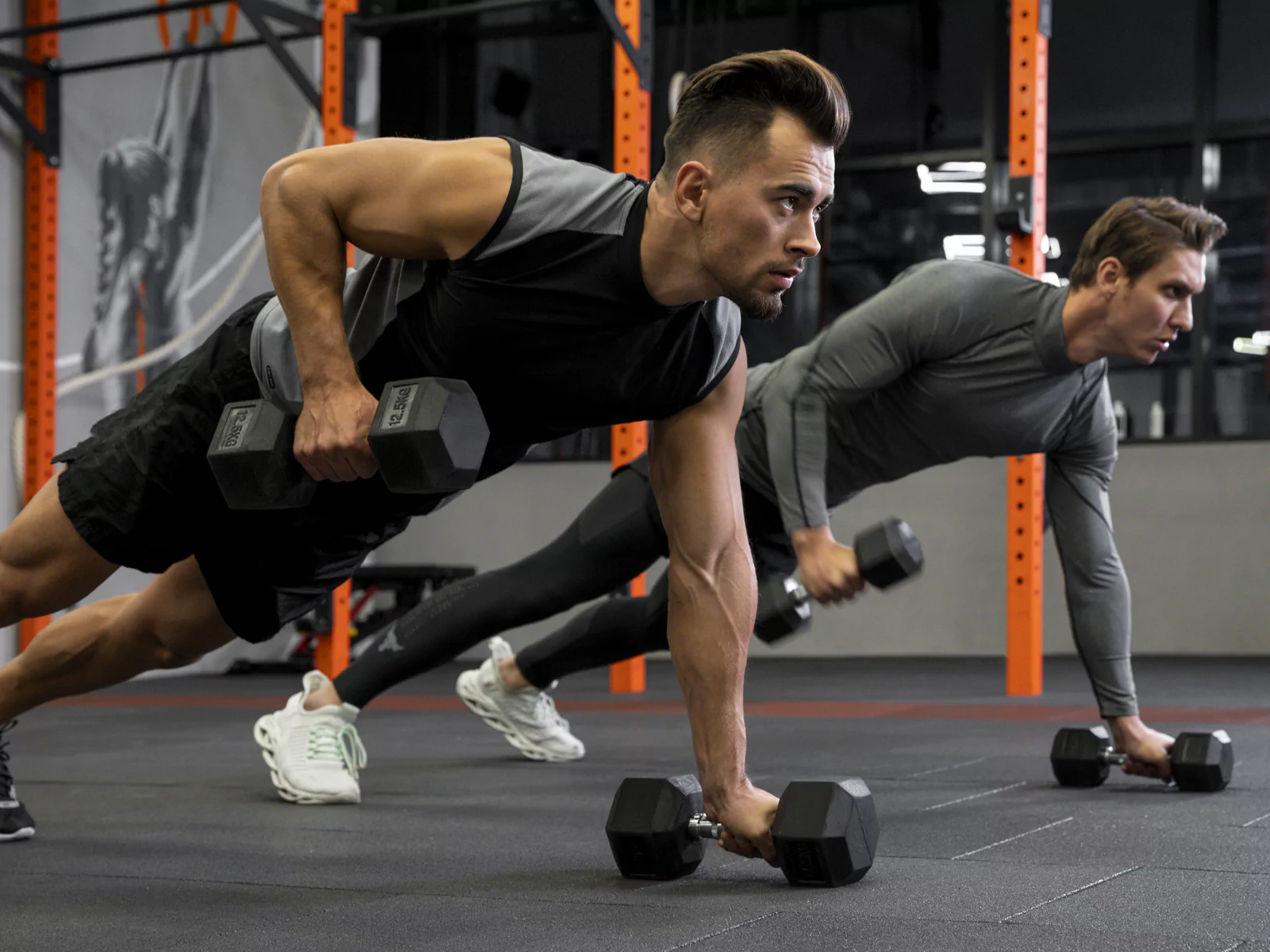 کالری سوزی بدنسازی با دستگاه و وزنه