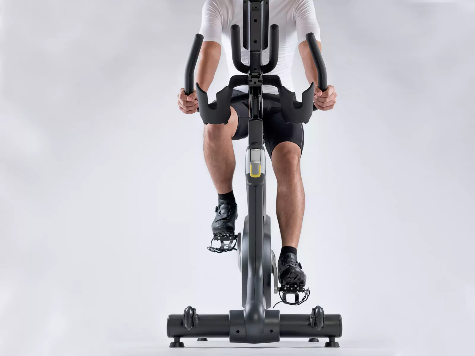 عضلات درگیر در دوچرخه ثابت